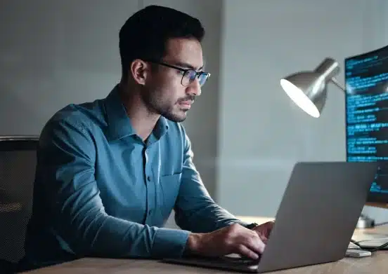 Experience-Fast-And-Reliable-Computing
